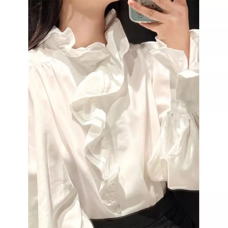 Vintage Elegant White Ruffled Shirt - Image 2