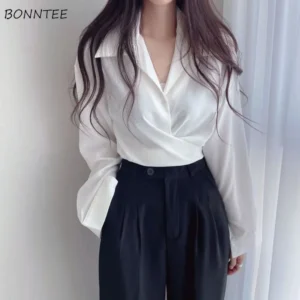 White Chic Design Lace-up Top